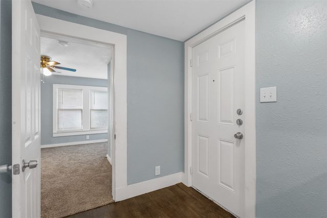 207 W Heard Street, Cleburne, TX 76033