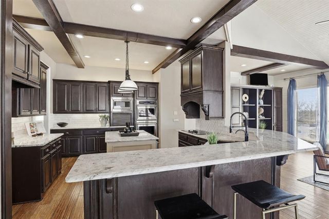 7941 E Sorghum Mill Road, Edmond, OK 73034