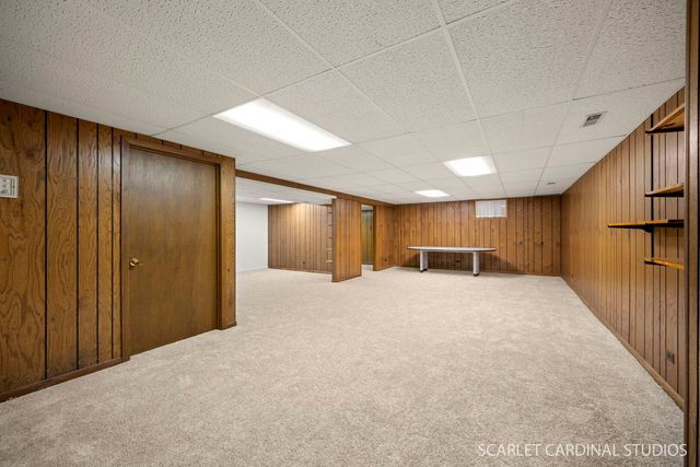 907 Secretariat Drive, Naperville, IL 60540