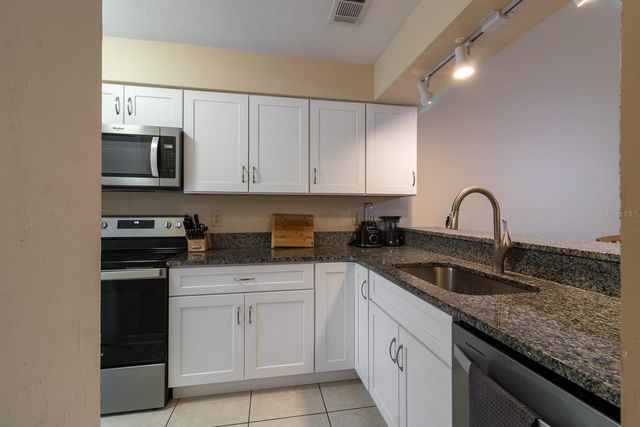3968 NW 29TH LANE, Gainesville, FL 32606