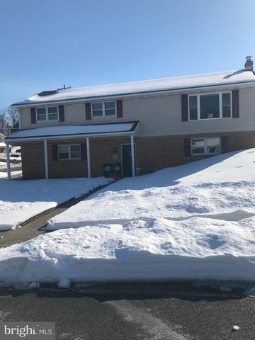 22 COVINGTON DR, Manchester, PA 17345