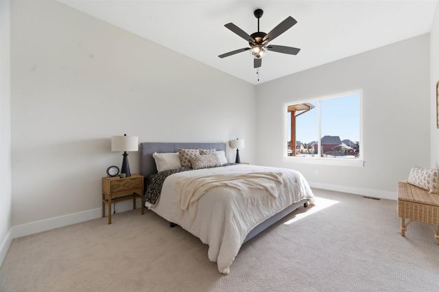 7905 E Turquoise, Bel Aire, KS 67226