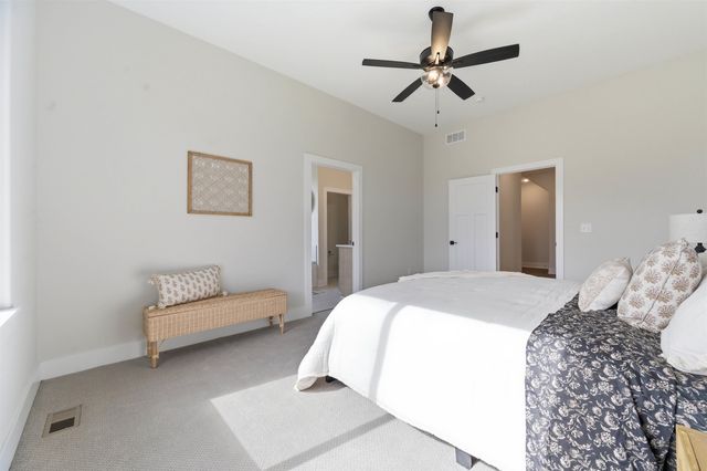 7905 E Turquoise, Bel Aire, KS 67226