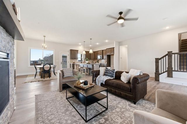 7905 E Turquoise, Bel Aire, KS 67226