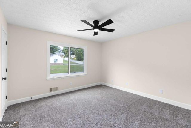 2250 Ridge Forest Drive, Grayson, GA 30017