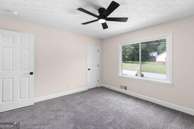 2250 Ridge Forest Drive, Grayson, GA 30017