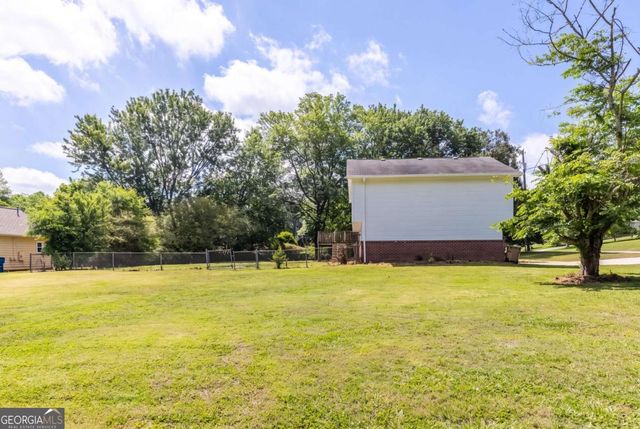 2250 Ridge Forest Drive, Grayson, GA 30017