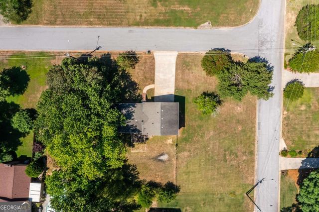 2250 Ridge Forest Drive, Grayson, GA 30017