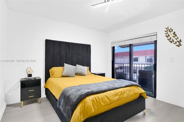 5362 W 24th Ave 117, Hialeah, FL 33016