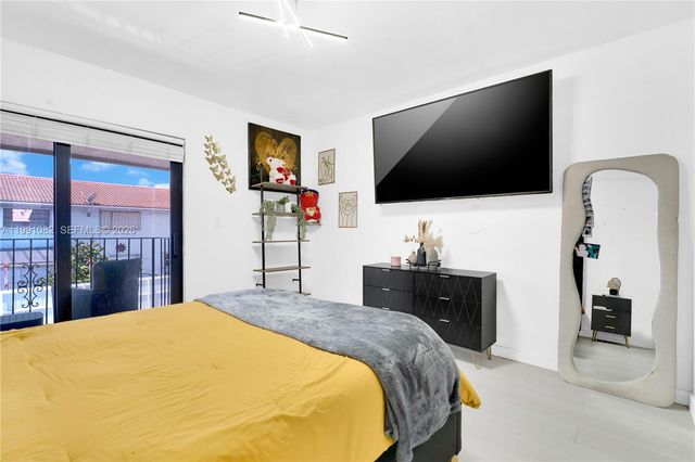 5362 W 24th Ave 117, Hialeah, FL 33016