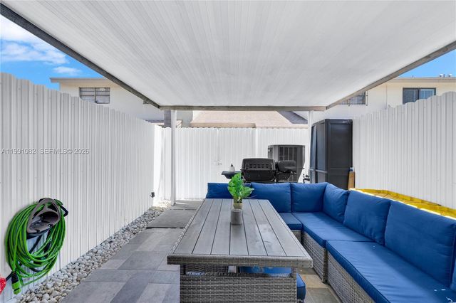 5362 W 24th Ave 117, Hialeah, FL 33016