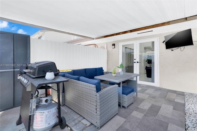 5362 W 24th Ave 117, Hialeah, FL 33016