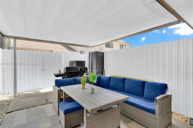 5362 W 24th Ave 117, Hialeah, FL 33016