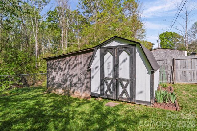 5715 Hillcrest Circle, Indian Trail, NC 28079