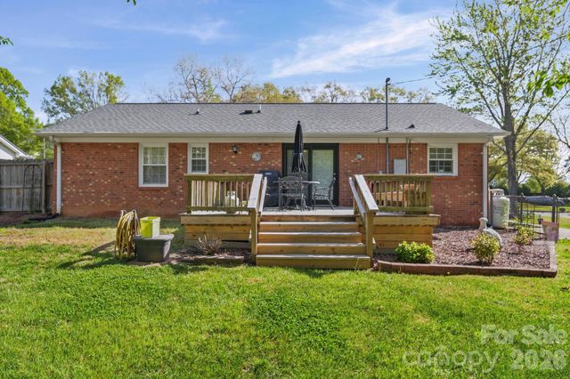 5715 Hillcrest Circle, Indian Trail, NC 28079