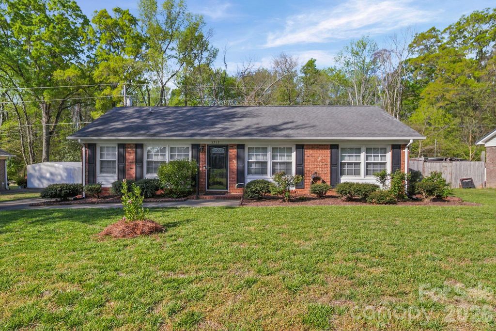 5715 Hillcrest Circle, Indian Trail, NC 28079