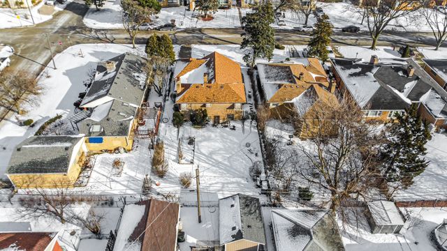 7050 N Keating Avenue, Lincolnwood, IL 60712