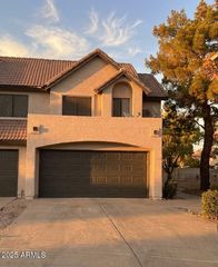 410 S SEAWYNDS Boulevard, Gilbert, AZ 85233