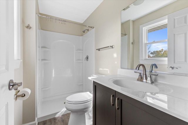 12675 W North AVENUE, Brookfield, WI 53005