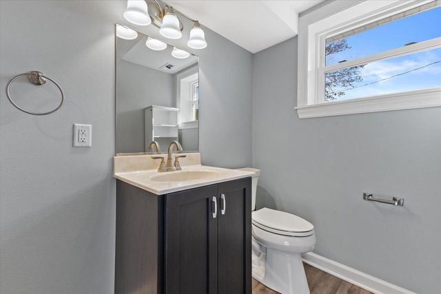 12675 W North AVENUE, Brookfield, WI 53005