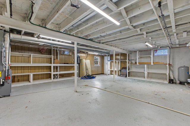 12675 W North AVENUE, Brookfield, WI 53005