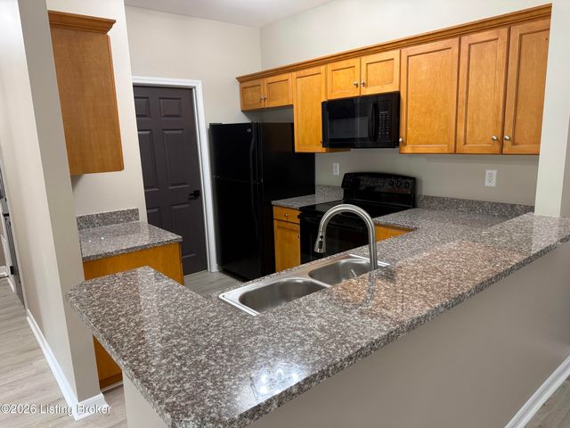 4901 Crossing Spring Way 101, Louisville, KY 40229