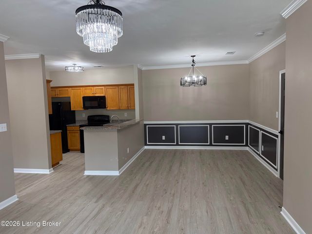 4901 Crossing Spring Way 101, Louisville, KY 40229