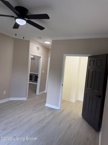 4901 Crossing Spring Way 101, Louisville, KY 40229