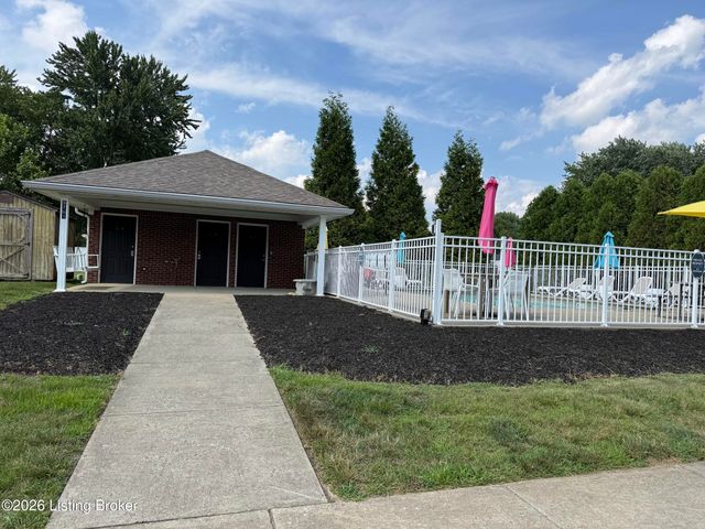 4901 Crossing Spring Way 101, Louisville, KY 40229