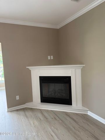 4901 Crossing Spring Way 101, Louisville, KY 40229