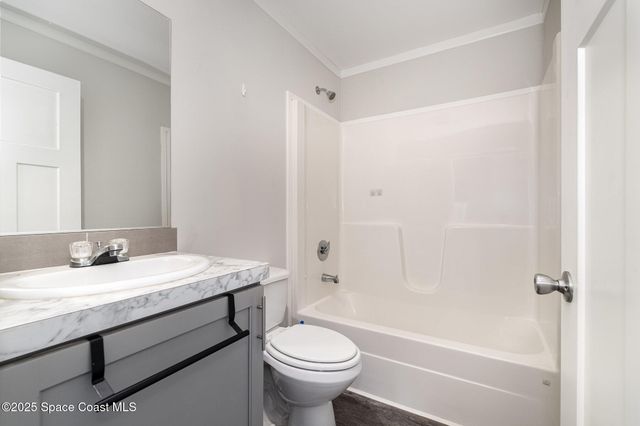 21 Sapphire Street, Melbourne, FL 32904