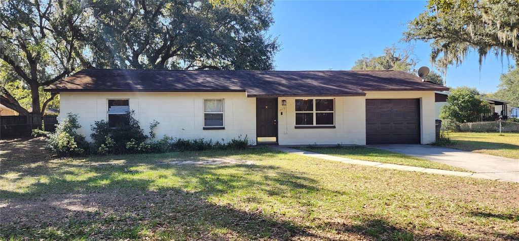 3011 LAUREL LANE, Plant City, FL 33566