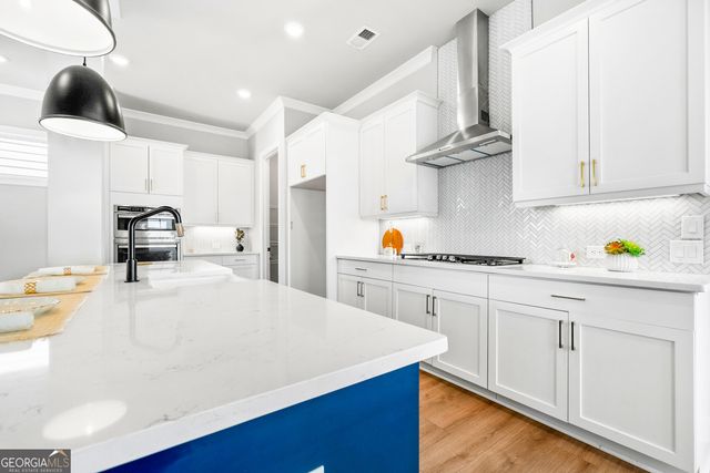 1562 Harvest Park Lane, Suwanee, GA 30024