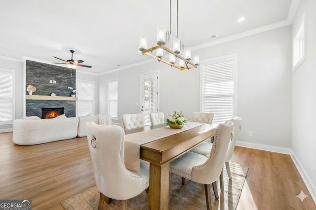 1562 Harvest Park Lane, Suwanee, GA 30024