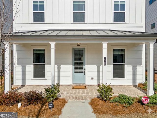 1562 Harvest Park Lane, Suwanee, GA 30024