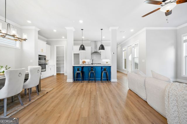 1562 Harvest Park Lane, Suwanee, GA 30024