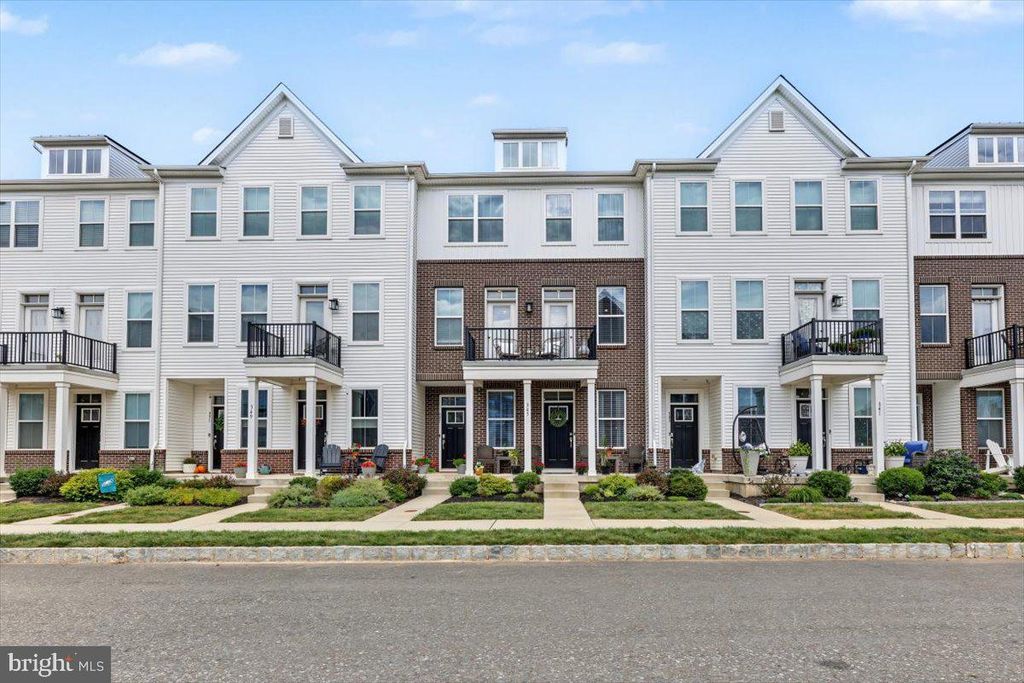 345 FOUNDRY ST, PHOENIXVILLE, PA 19460 — exterior