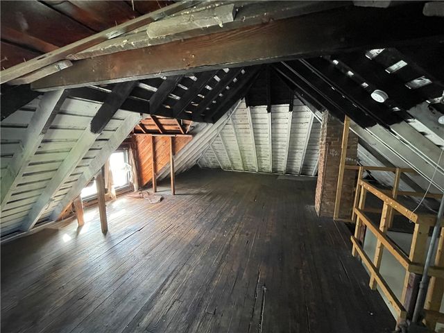 93 Roslyn Street, Rochester, NY 14619