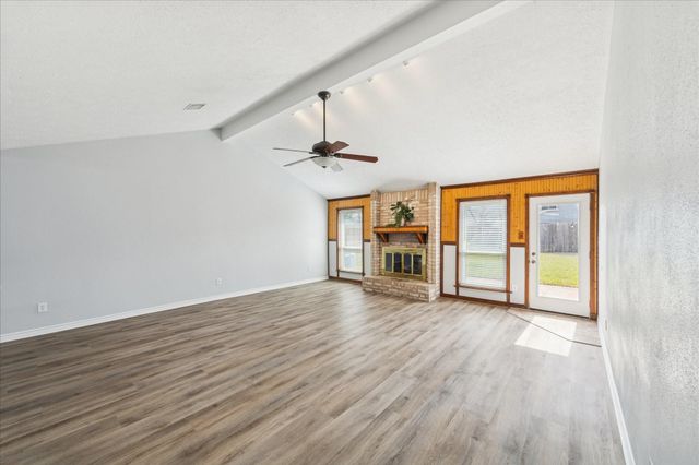 320 Creek Bend Drive, League City, TX 77573