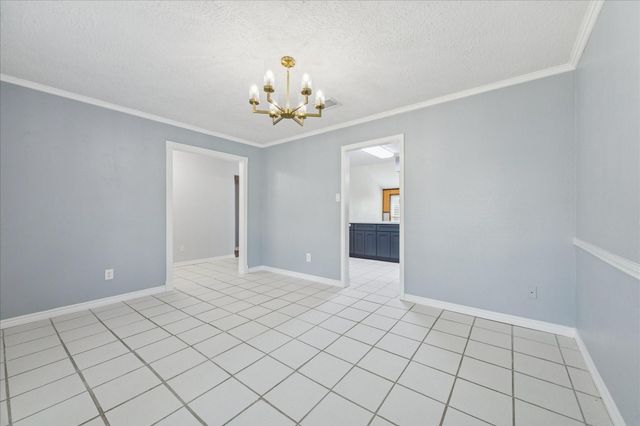 320 Creek Bend Drive, League City, TX 77573