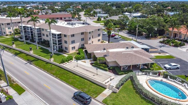 200 THE ESPLANADE N B22, Venice, FL 34285