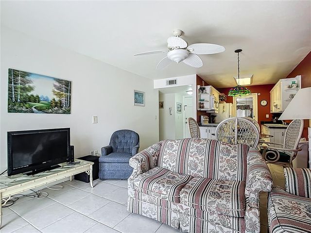 200 THE ESPLANADE N B22, Venice, FL 34285
