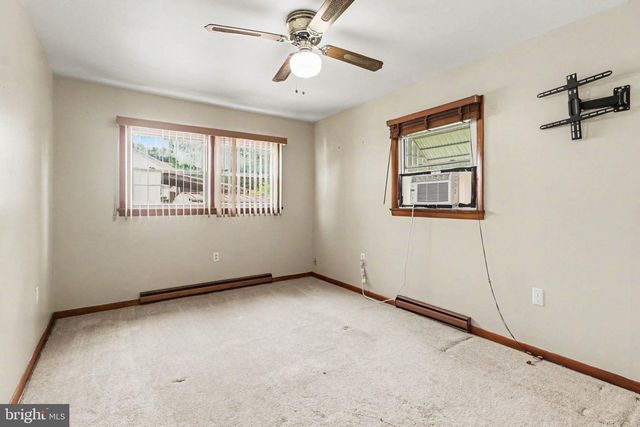 4605 DERRY ST, Harrisburg, PA 17111