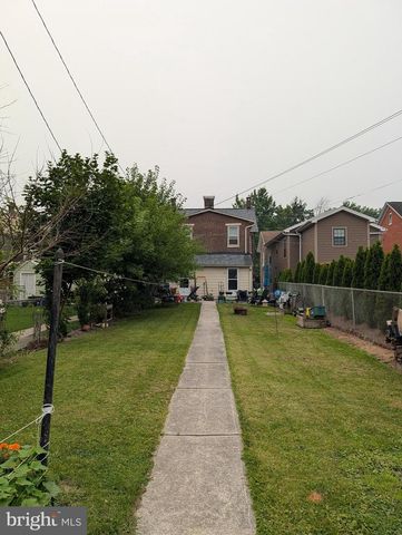 144 E MIDDLE ST, Gettysburg, PA 17325