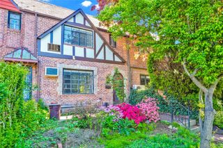 6741 Kessel Street, Forest Hills, NY 11375