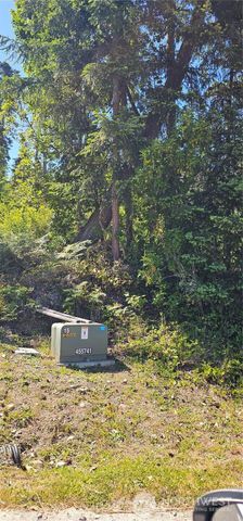222 Triangle Cove Lane, Camano Island, WA 98282