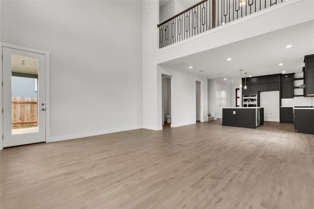 8523 Pine Muhly DR, Lago Vista, TX 78645