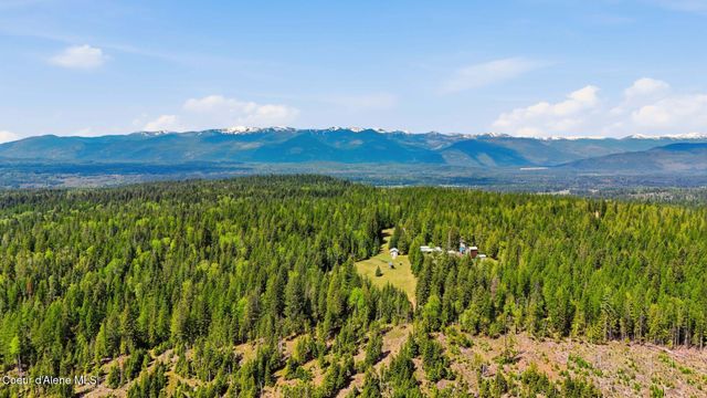 1395 Rolling Thunder Ridge Rd, Sandpoint, ID 83864
