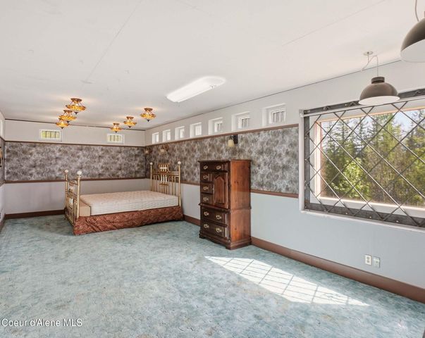 1395 Rolling Thunder Ridge Rd, Sandpoint, ID 83864