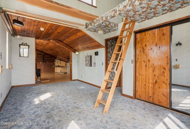 1395 Rolling Thunder Ridge Rd, Sandpoint, ID 83864